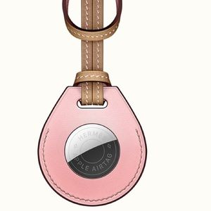 Hermes Apple AirTag pink